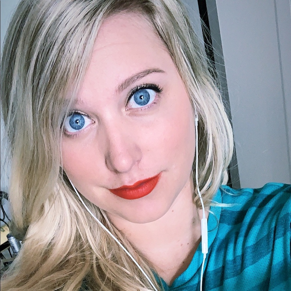 Meet your Posher, Jessica